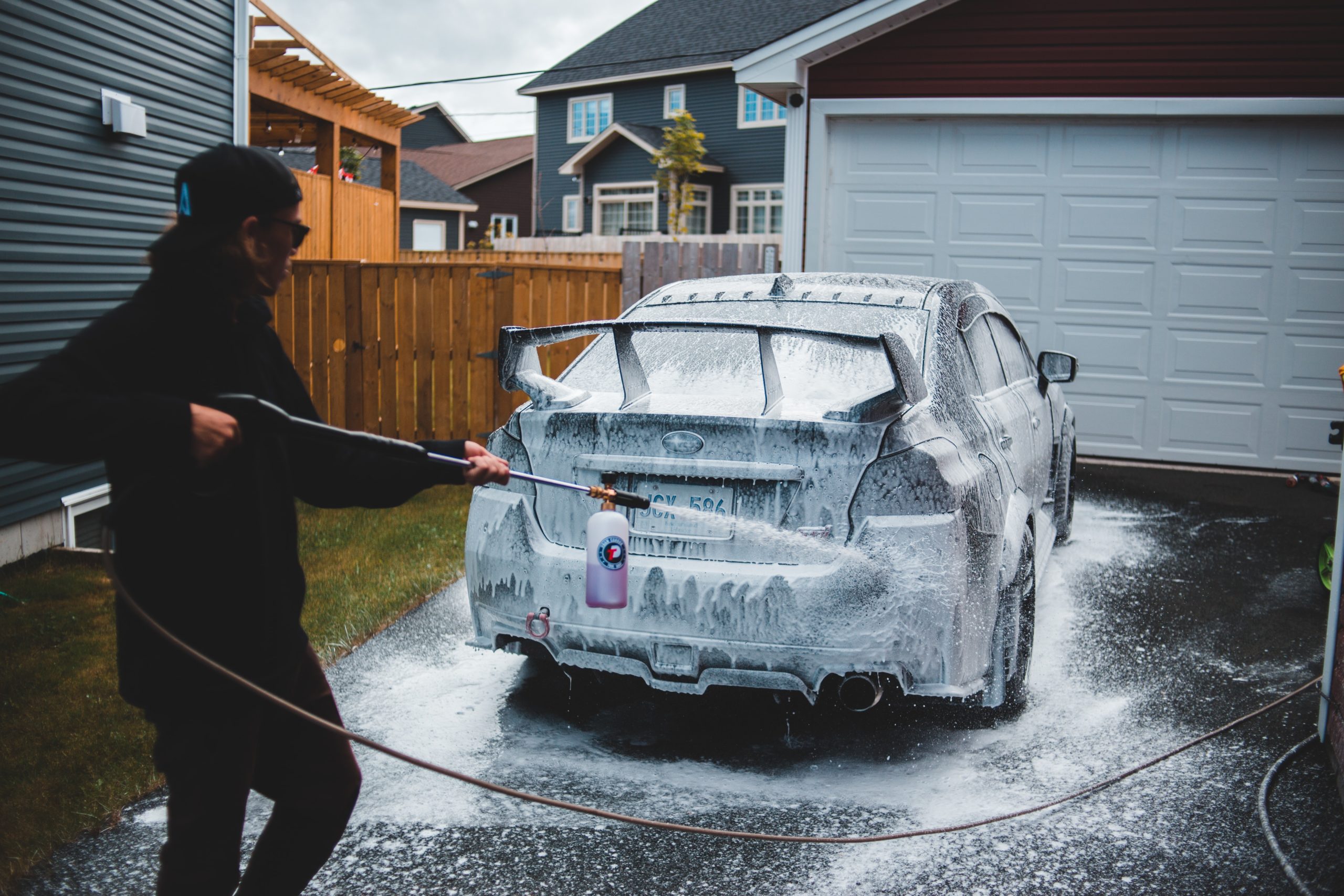 ガラスコーティングした車はシャンプー洗車で大丈夫 洗車機は使える